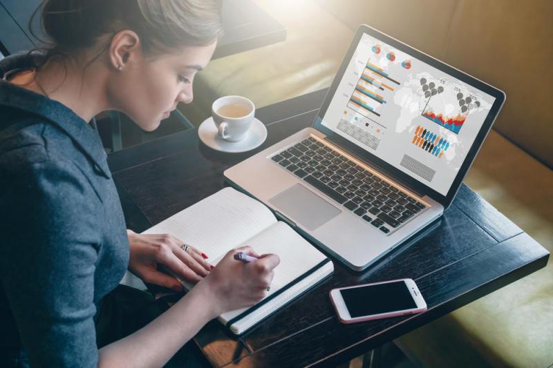 Seven Benefits of Taking Your CPE Courses Online